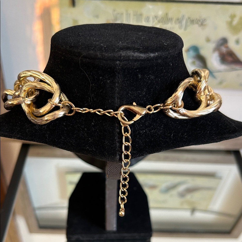 Bold Gold-Tone Chain Necklace - Picture 4 of 5